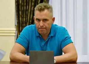 Совет Европейского союза объявил о новом пакете ограничительных мер: в санкционный список внесены свыше 80 физлиц и организаций, включая бывшего омбудсмена Павла Астахова и генерального прокурора Александра Гуцана.