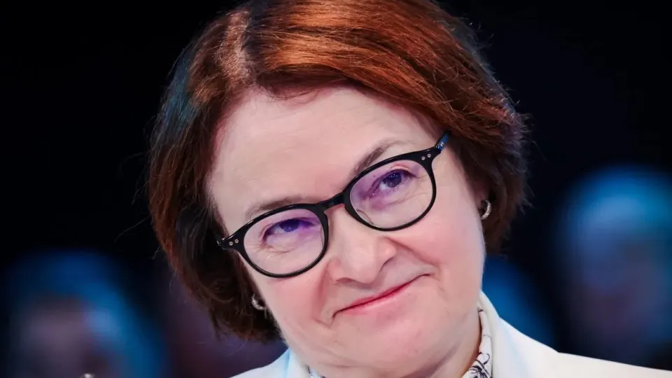 После длительного отсутствия глава ЦБ объявлена на пресс‑конференции после заседания по ключевой ставке. Между тем вокруг её исчезновения и произошедших изменений в бюджетной политике разворачивается большая экономическая и политическая интрига.