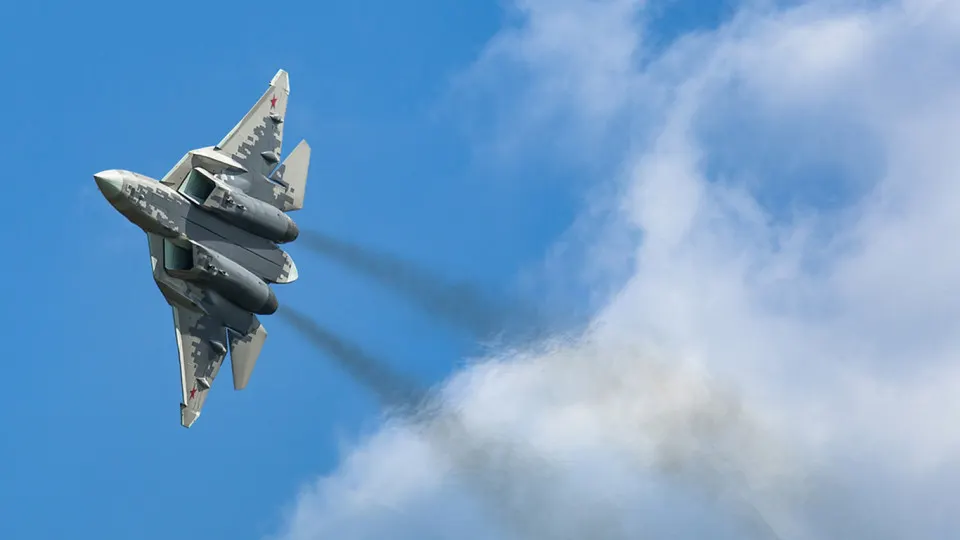 Министерство требует перечислить неустойку в 257,1 млн рублей в срок 30 дней — работы по третьему этапу контракта, заключённого в 2017 году, не завершены уже более шести лет. За это время министерство начислило штрафы на 394,9 млн руб., но условия контракта ограничивают взыскание стоимостью самих работ.
