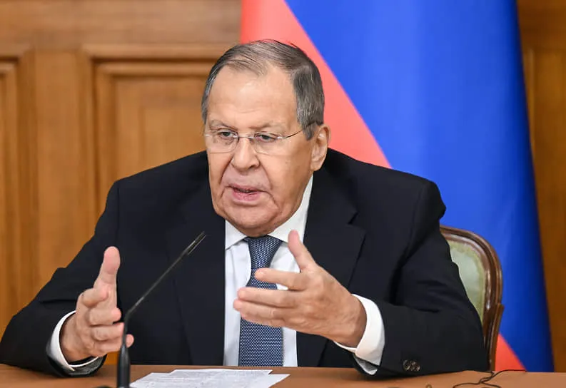 Глава МИД РФ отметил, что информационная война вокруг спецоперации продолжится и усилится.