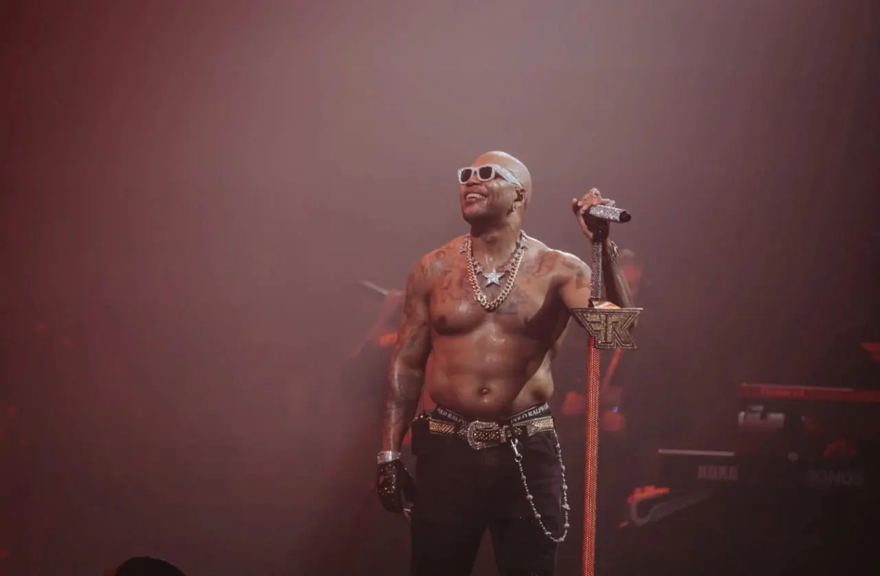 Во Владивостоке состоится концерт американского репера Flo Rida в рамках завершения гастрольного тура по России в 2027 году.
