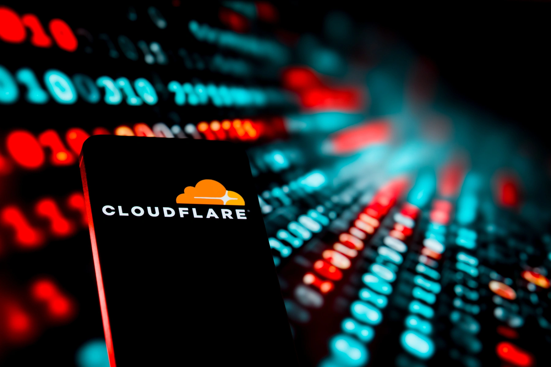 Cloudflare присвоил домену, связанному с мессенджером Max, статус spyware; при этом у ресурса сохраняется TLS‑сертификат, а само приложение всё ещё доступно в магазинах приложений.