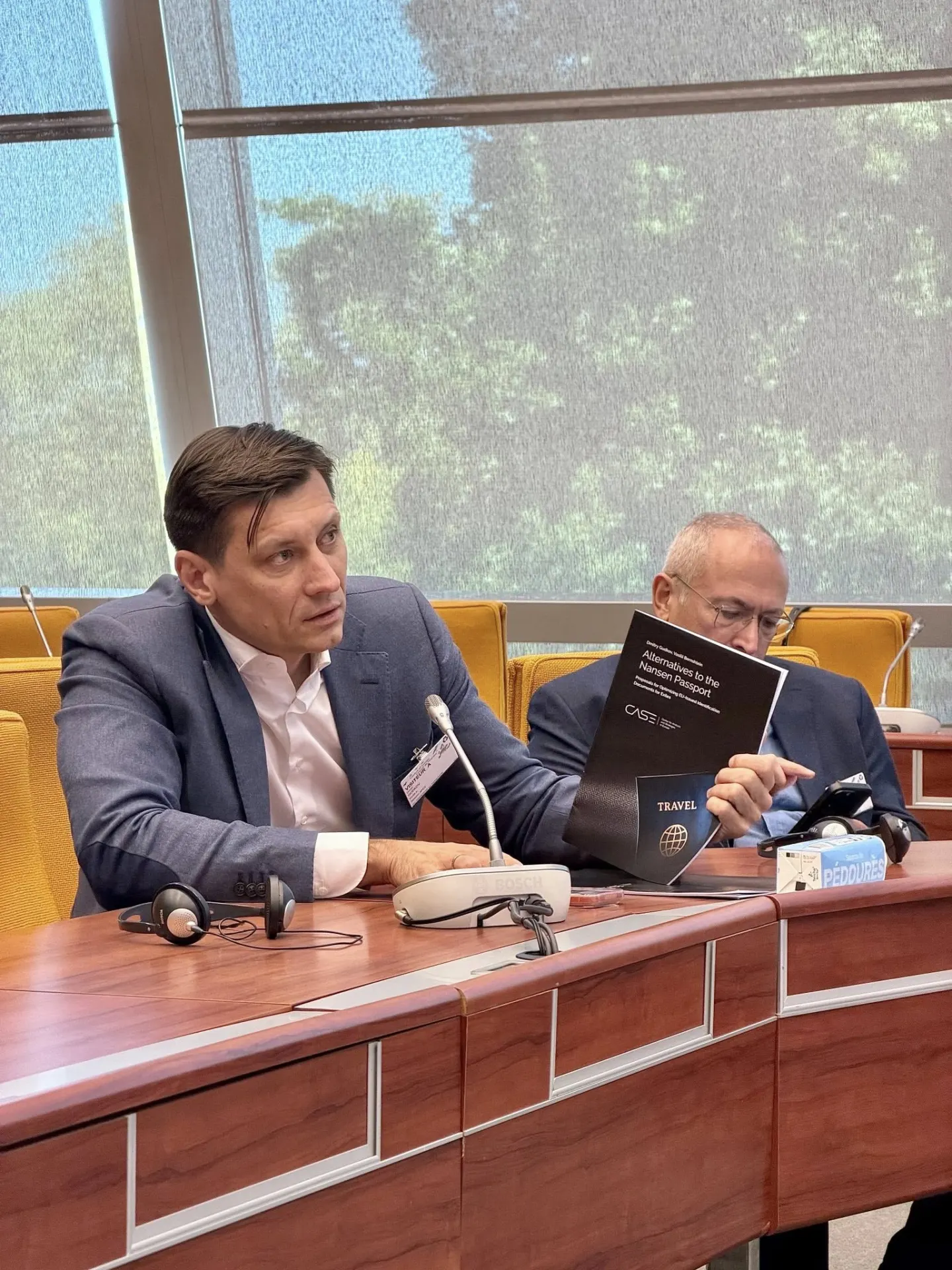 Политик заявил, что платформа задумывалась как площадка для диалога, а не объединение единомышленников, и осудил антисемитские и гомофобные высказывания одного из участников.