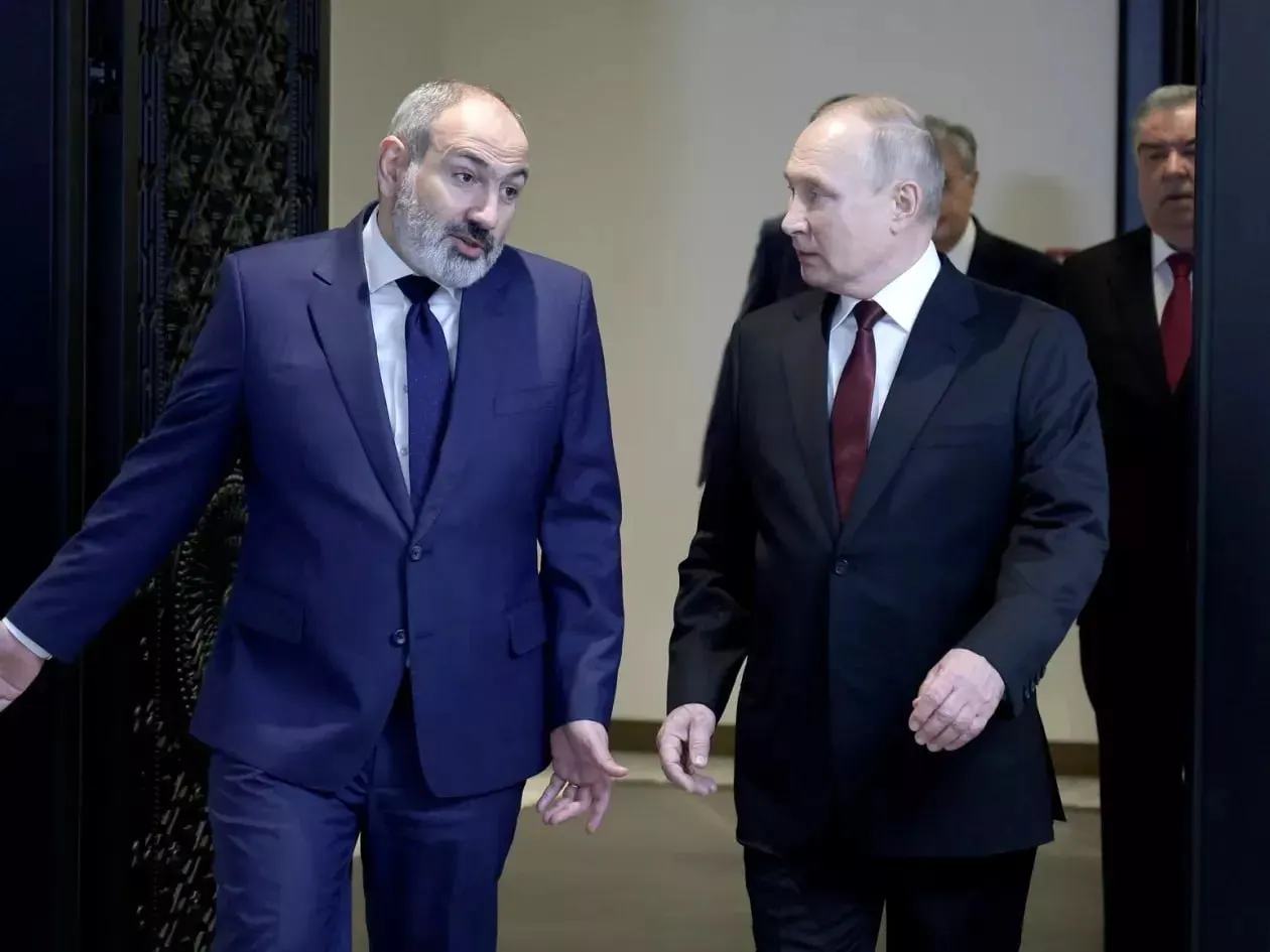 Премьер-министр Никол Пашинян заявил, что Ереван не вступит в санкционный режим против России, но и не будет предпринимать шаги, которые могли бы привести к санкциям против самой Армении.