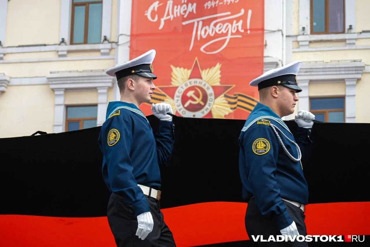 С 07:00 до 13:00 в центральной части Владивостока ограничат движение. Приведён список перекрываемых участков и указано, где смотреть интерактивную карту ограничений.