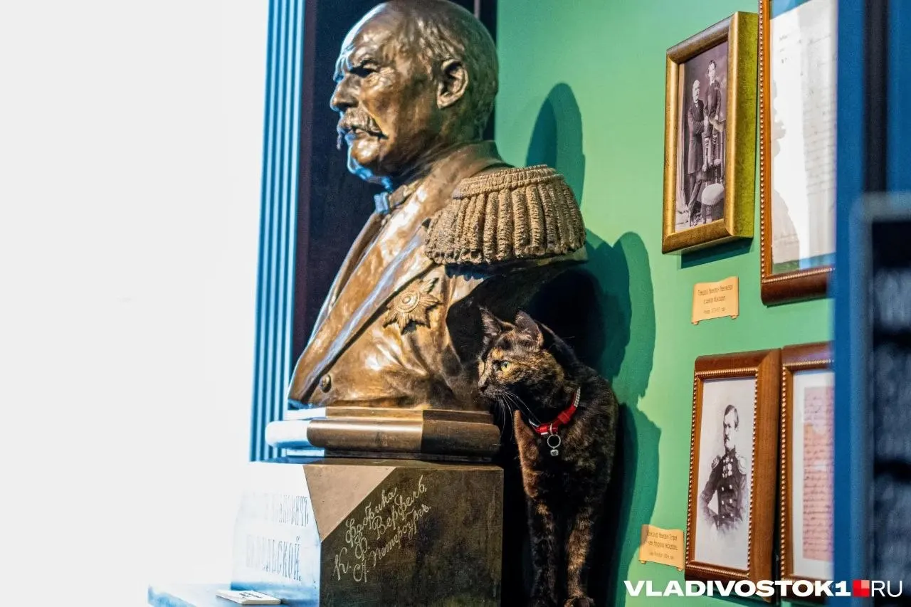 7 мая сотрудники музея, партнёры и неравнодушные жители простились с Виктором Шалаем. Губернатор Приморья отметил его вклад и присвоение Владивостокской крепости статуса памятника федерального значения.