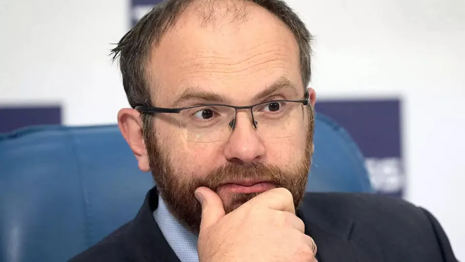 Заместитель председателя синодального отдела РПЦ Вахтанг Кипшидзе назвал массовые цифровые отключения напоминанием о хрупкости технологической цивилизации и призвал задуматься о духовных ценностях. Между тем в России продолжаются масштабные ограничения доступа в сеть по соображениям «безопасности».