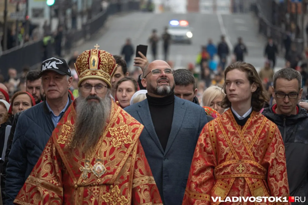 В комиссию по предварительному рассмотрению заявок от претендентов на пост мэра Владивостока за три недели не поступило ни одной заявки. Приём документов продлится до 29 июня включительно.