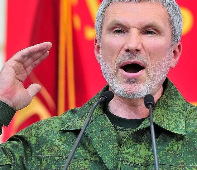 В комитете Госдумы по обороне заявили, что для прекращения налётов беспилотников по регионам РФ следует наносить удары по логистике и транспортной инфраструктуре Украины и рассмотреть широкомасштабную операцию.
