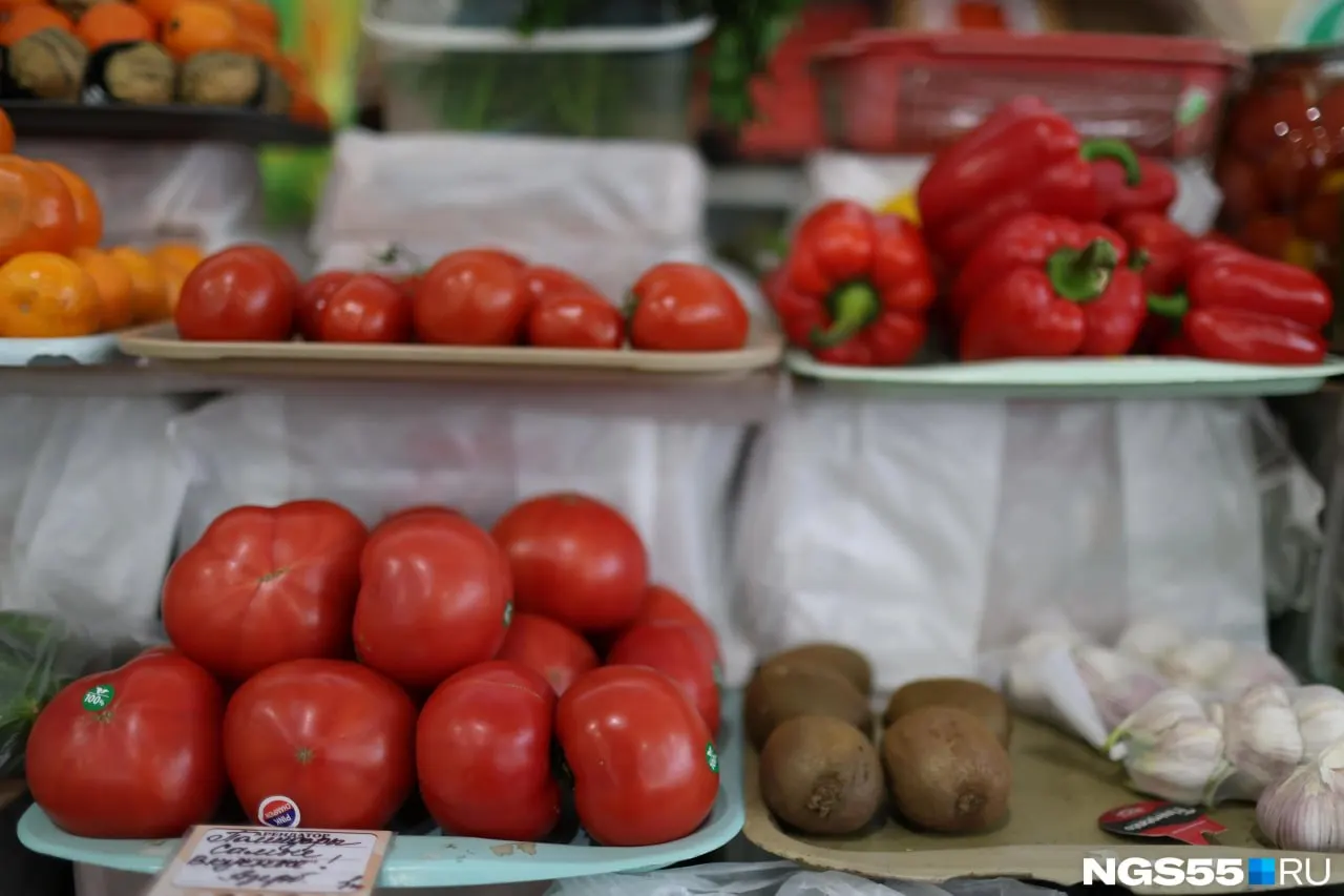 В Приморском крае за месяц потребительские цены поднялись на 0,5%. Продукты в целом подешевели на 0,2%, а овощи стали доступнее примерно на 5% благодаря росту местного предложения.