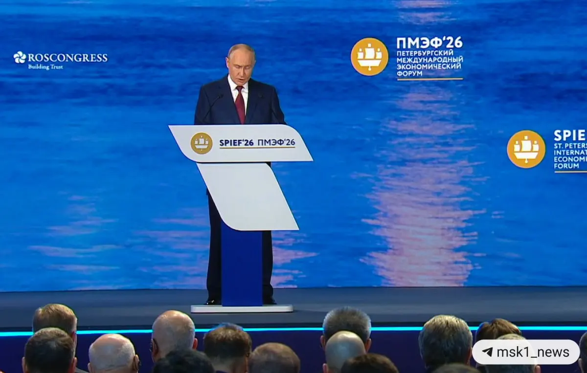 Президент заявил, что искусственный интеллект, автономные системы и платформенные решения — ключевые технологии будущего; РФ также сохраняет лидерство в атомной энергетике.