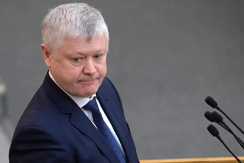 Депутат сообщил, что из России выдворены свыше 360 зарубежных структур, более 60 — по материалам комиссии, которую он возглавляет; также приняты 46 законов о «защите суверенитета».