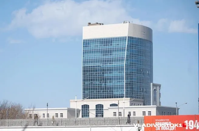 Студенты Тихоокеанского государственного медицинского университета жалуются на массовые выселения из общежитий перед новым учебным годом; руководство вуза называет эти сведения недостоверными.