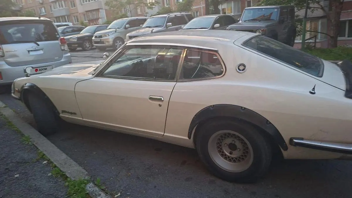 Редкий японский спортивный автомобиль 1974 года в хорошем состоянии выставлен на продажу во Владивостоке. Продавцы просят 5 миллионов рублей.