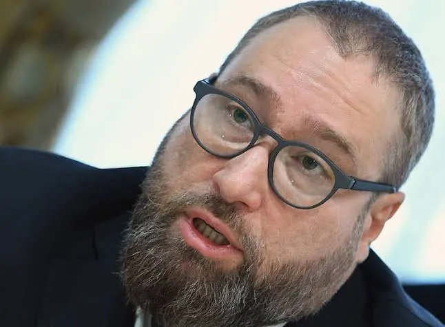 Депутат заявил, что включение VK и разработчика мессенджера «Макс» в санкционный список Евросоюза — формальное подтверждение их роли в построении цифрового суверенитета России и, по его мнению, не повлияет на пользователей.