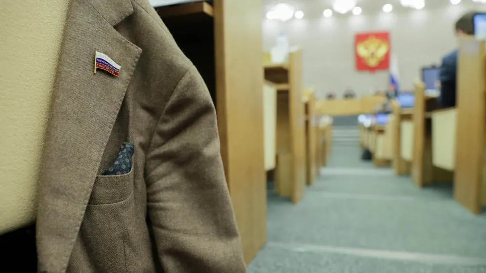 Правительство одобрило инициативу об освобождении депутатов региональных парламентов от наказаний за отсутствие или несвоевременную подачу деклараций, однако предложило доработки и выяснило, что действующие нормы не признаны неэффективными.
