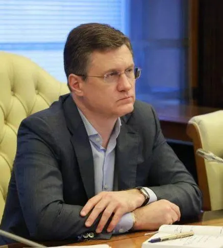 Александр Новак провёл 7 июля совещание по топливному рынку и поручил ведомствам, регионам и компаниям ежедневно мониторить ситуацию и оперативно принимать меры, чтобы не допустить локальных сбоев в поставках топлива.