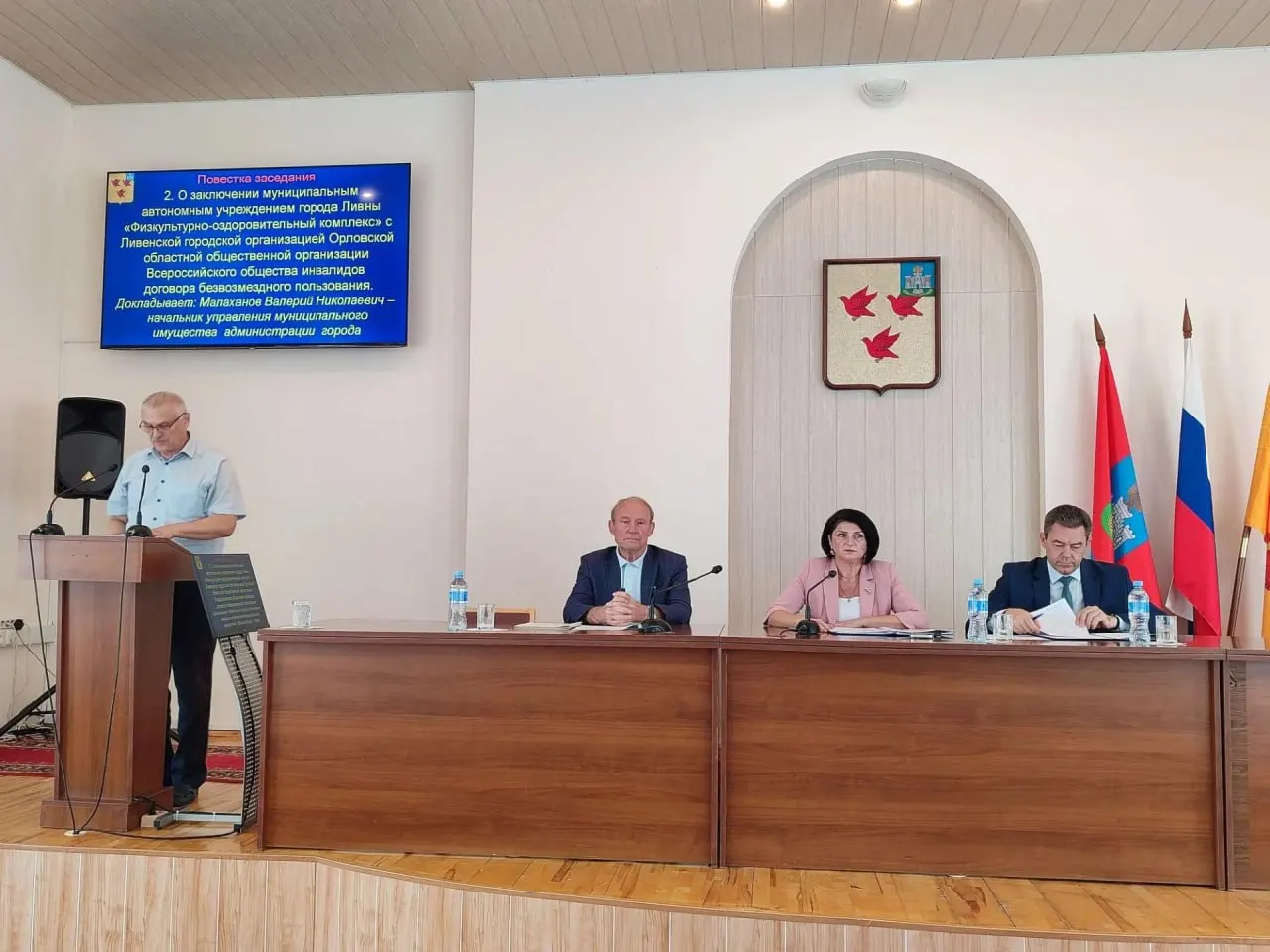 Городской совет Ливен отправил проект поправок о передаче губернатору преференций при отборе кандидатов в мэры на доработку. Решение трактуют как знак сопротивления централизации власти.