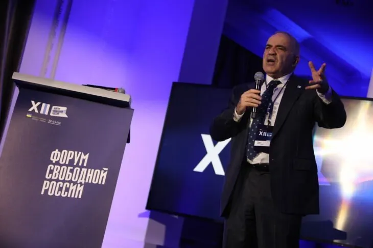 Совет форума считает, что предстоящие выборы — это иллюзия конкуренции и попытка легитимировать территориальные захваты; призывают к поддержке антивоенной позиции.