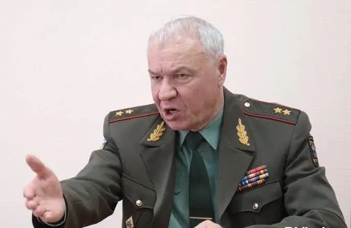 Федеральные политики обсуждают ситуацию вокруг призывной кампании и растущую миграцию граждан на фоне слухов о мобилизации; отмечают, что новая мобилизация в стране не планируется.