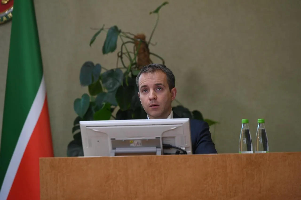 По делу о финансовой пирамиде Finiko задержан Николай Никифоров; процедура — заочная; место нахождения фигуранта неизвестно; в последние годы он проживал за пределами России и редко посещал страну.