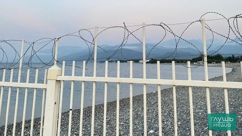 За прошлый год россияне совершили 92 миллиона поездок по России, что на 2% больше по сравнению с прошлым годом; выездной турпоток достиг 30 миллионов.