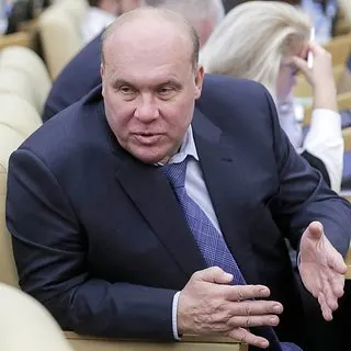 Инициатива памятной даты о последних воскресеньях марта обсуждается в Госдуме и может вступить в силу после завершения специальных действий.