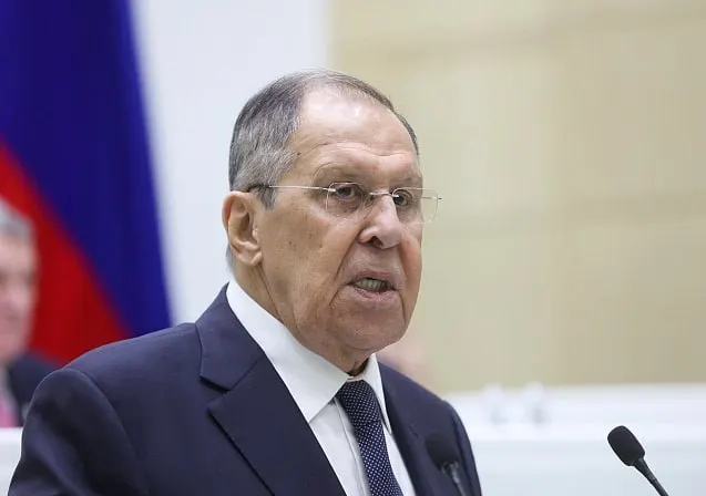 Лавров назвал обвинения Германии по делу с беспилотником в Лейпциге началом эскалации. По его словам, закрытие дипломатических объектов демонстрирует забытые уроки истории.
