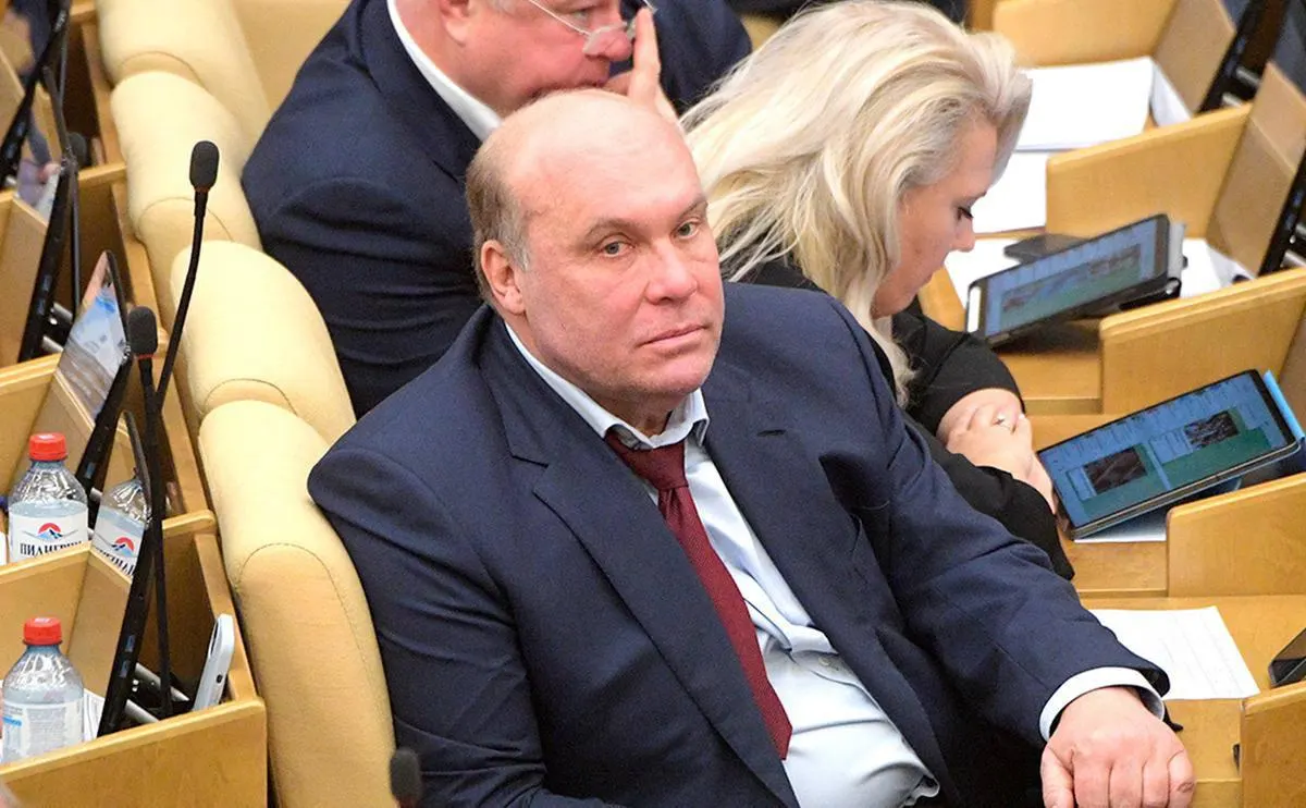 Депутат назвал сообщения о возможной мобилизации слухами и сообщил, что их распространяют иностранные спецслужбы, чтобы запугать россиян.