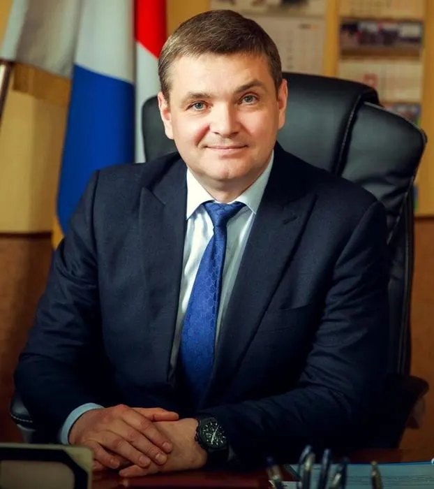 Евгений Корж займет пост зампреда правительства Приморского края; временно обязанности мэра Уссурийска будет исполнять Магомед Терчиев.