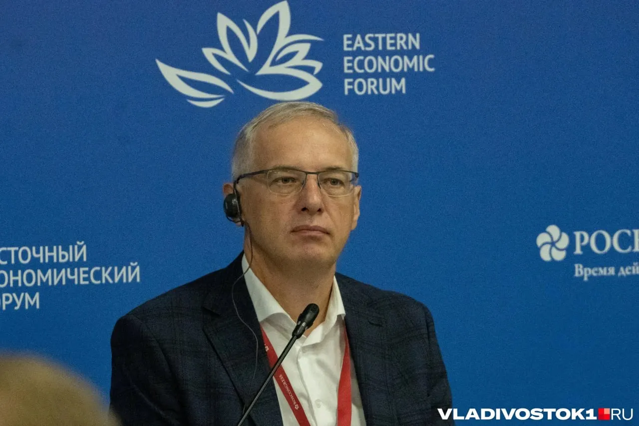 Лидер группы DNS отметил опыт Кожемяко и выразил уверенность в перспективах Дальнего Востока, поддержав назначение Шестакова на пост и.о. губернатора Владивостока.